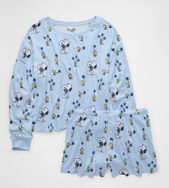 American Eagle Outfitters Other - NWT! Women’s [S] American Eagle x Peanuts Snoopy Woodstock Luxe Plush 2pc PJ Set